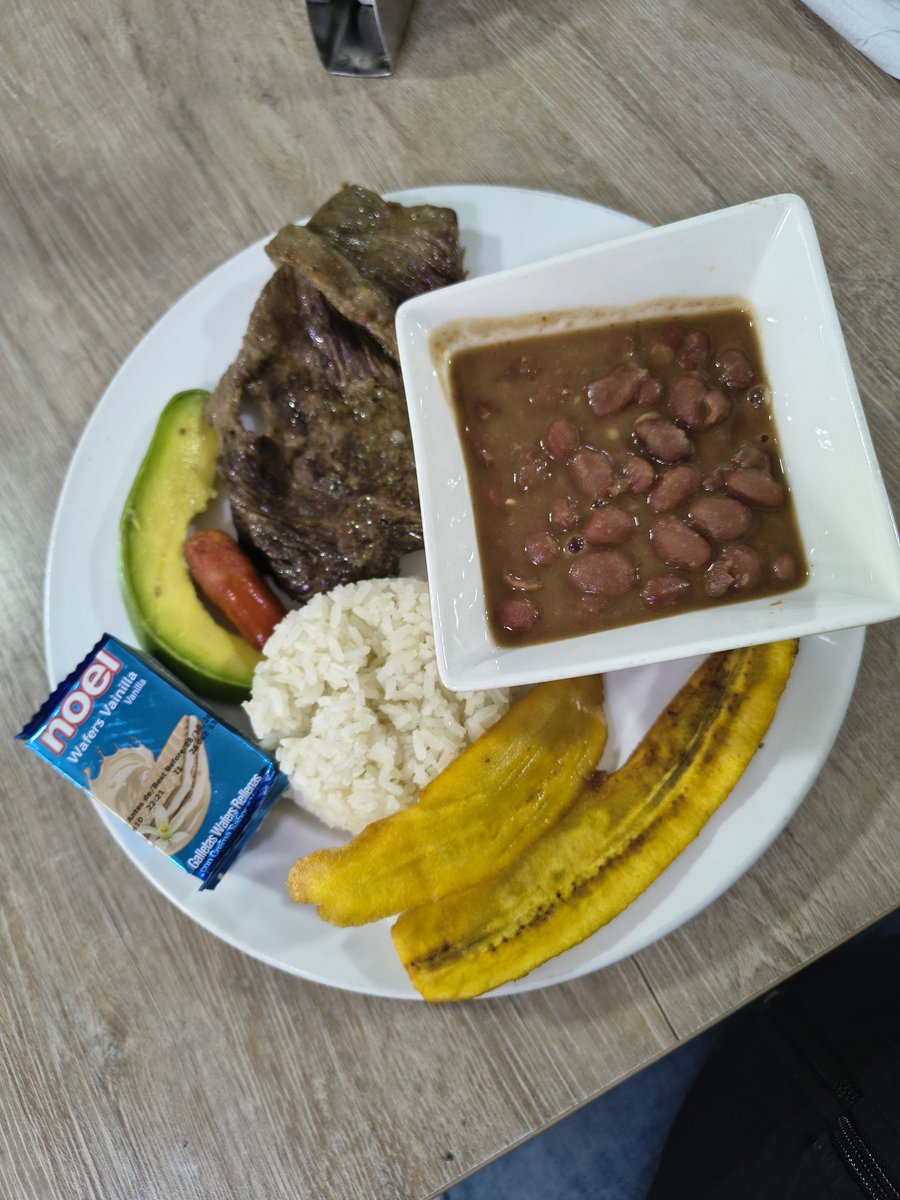 Lida 💫 tweet media