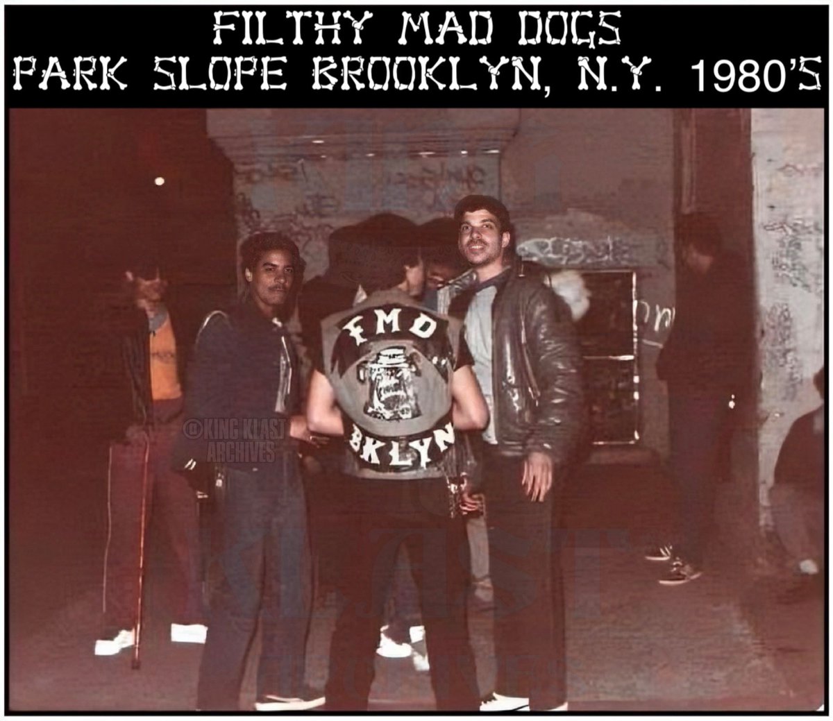 kingklast's tweet photo. ⚫️ Filthy Mad Dogs 🔥 Park Slope Brooklyn 1980’s | Rare NYC Gang History ⚪️
#FilthyMadDogs #FMDs #FilthyMadDogsMC #ParkSlope #SunsetPark #Brooklyn #NYC #NewYork #ClassicNYStreetGangs #KingKlastArchives #KingKlast #NYCGangs #StreetHistory #OldNewYork #BrooklynHistory #RarePhotos https://t.co/y1IK91QNxZ