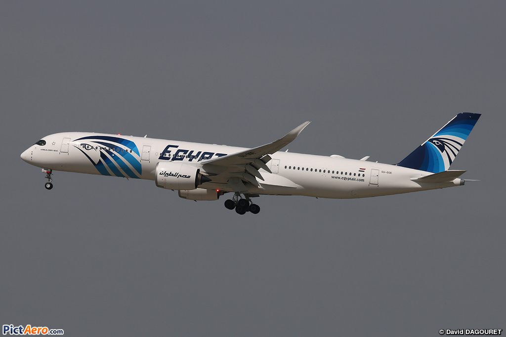 Globe_Spotter's tweet image. Airbus A350-900 / Egyptair 🇪🇬 / SU-GGE / Paris Charles de Gaulle (LFPG/CDG) / 04-09-2026. 
pictaero.com/fr/pictures/pi…

#avgeek #aviation #planespotting #A350 #Egyptair