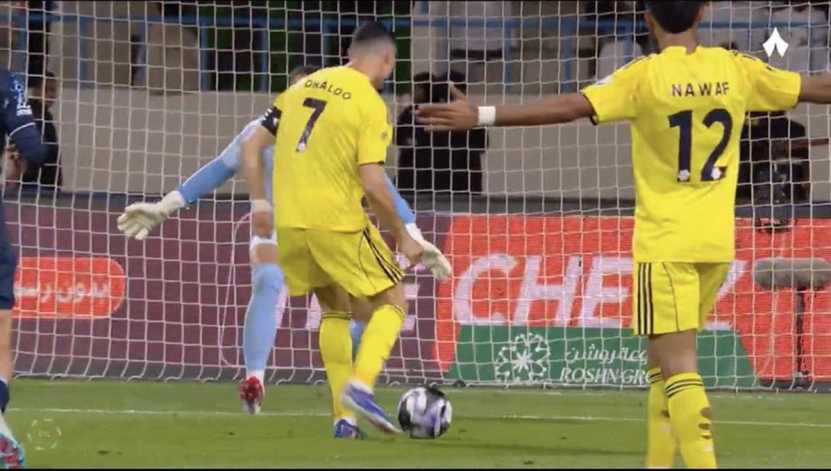 praise john tweet media