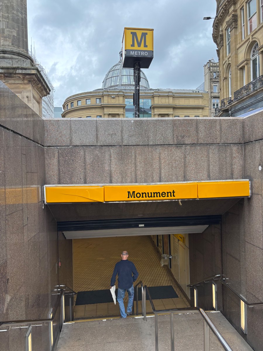 Jon Stone tweet media