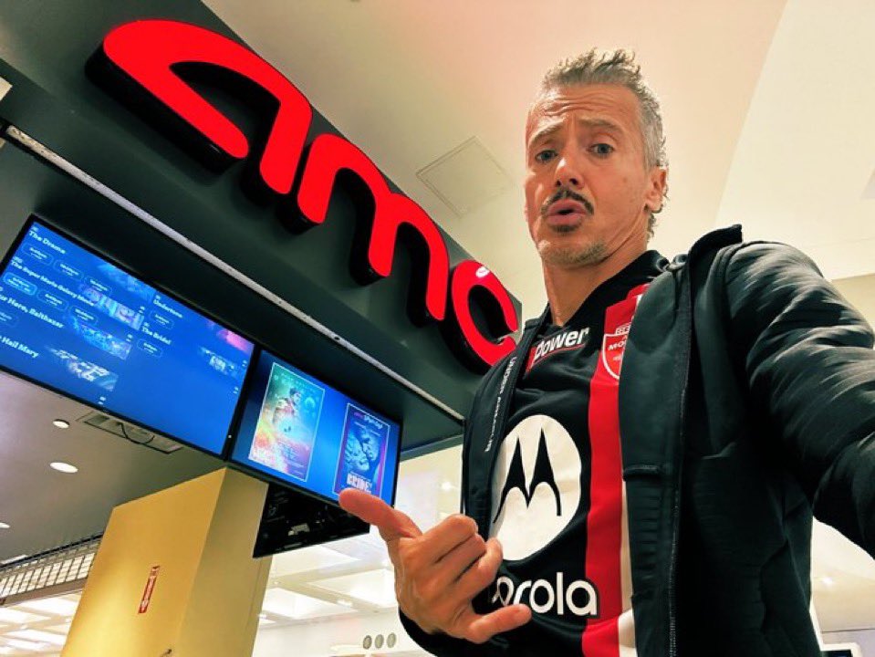 Reply Ry tweet media