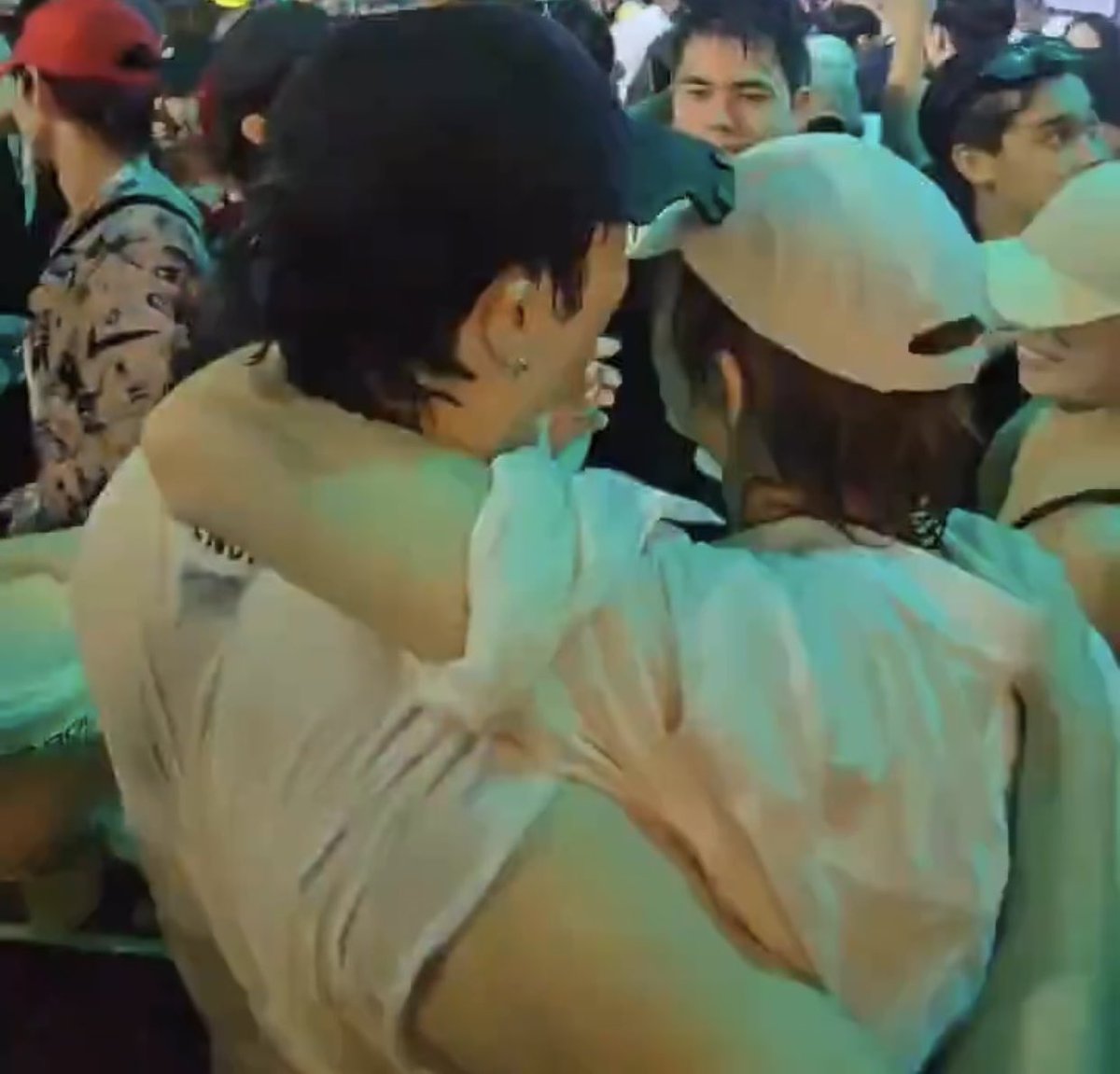 🎀รอยยิ้มของมูแมวจู้บู้จิ๋ว🎀💞💖🧸 tweet media