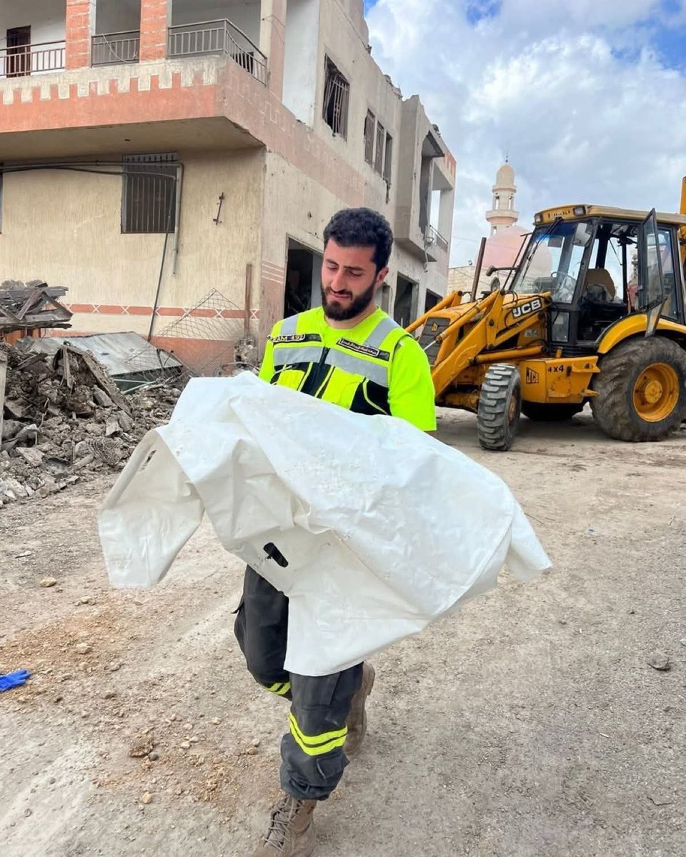 🇱🇧 ☫ tweet media