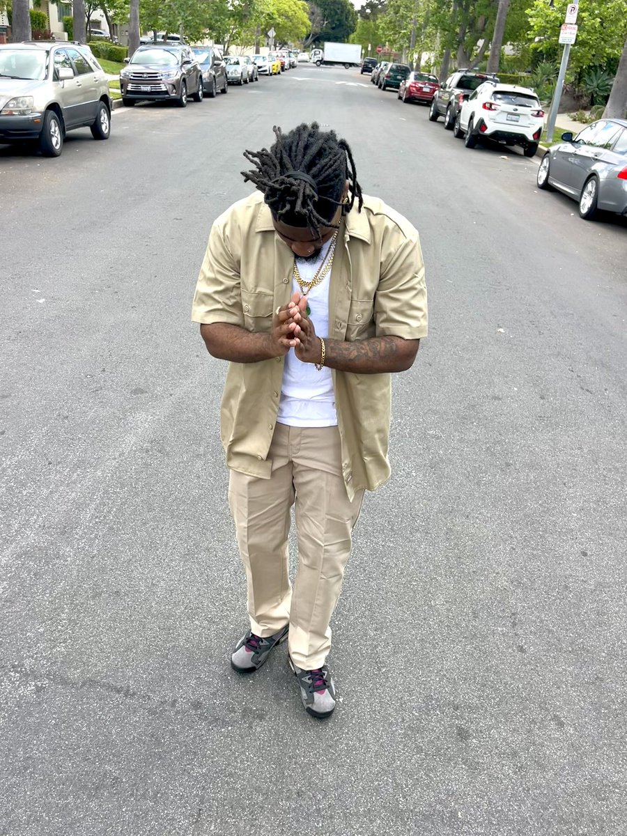 epicnate27's tweet photo. God is great…. 🏆🔥 https://t.co/hmhbd0WUTP