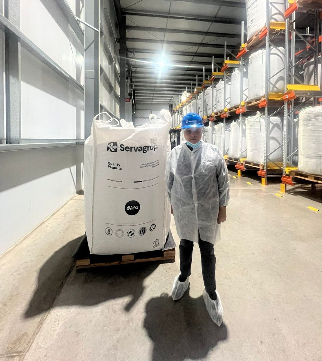 juanfbrugge's tweet photo. El Progreso de Argentina pasa por la producción, que genera trabajo genuino y desarrollo de nuestras regiones. Como presidente de la comisión de comercio de la camara de Diputados visite la empresa cordobesa @servagrop con sede en Hernando, que procesa maní con valor agregado. https://t.co/bzGx0e0UgC