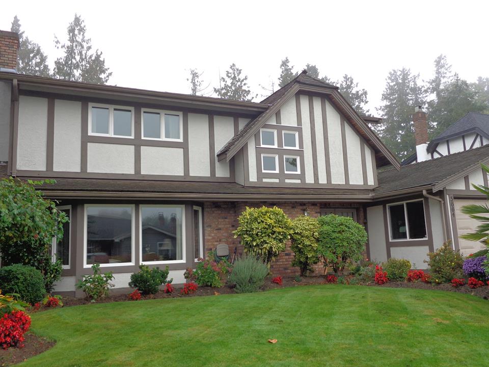 WCoastWindows's tweet photo. Thinking about updating your older home? Renovation replacement windows can transform both comfort and curb appeal.

Which matters most to you—saving on energy bills or refreshing your home’s look? We can do both! #WindowExperts https://t.co/mGmGA1uXwB