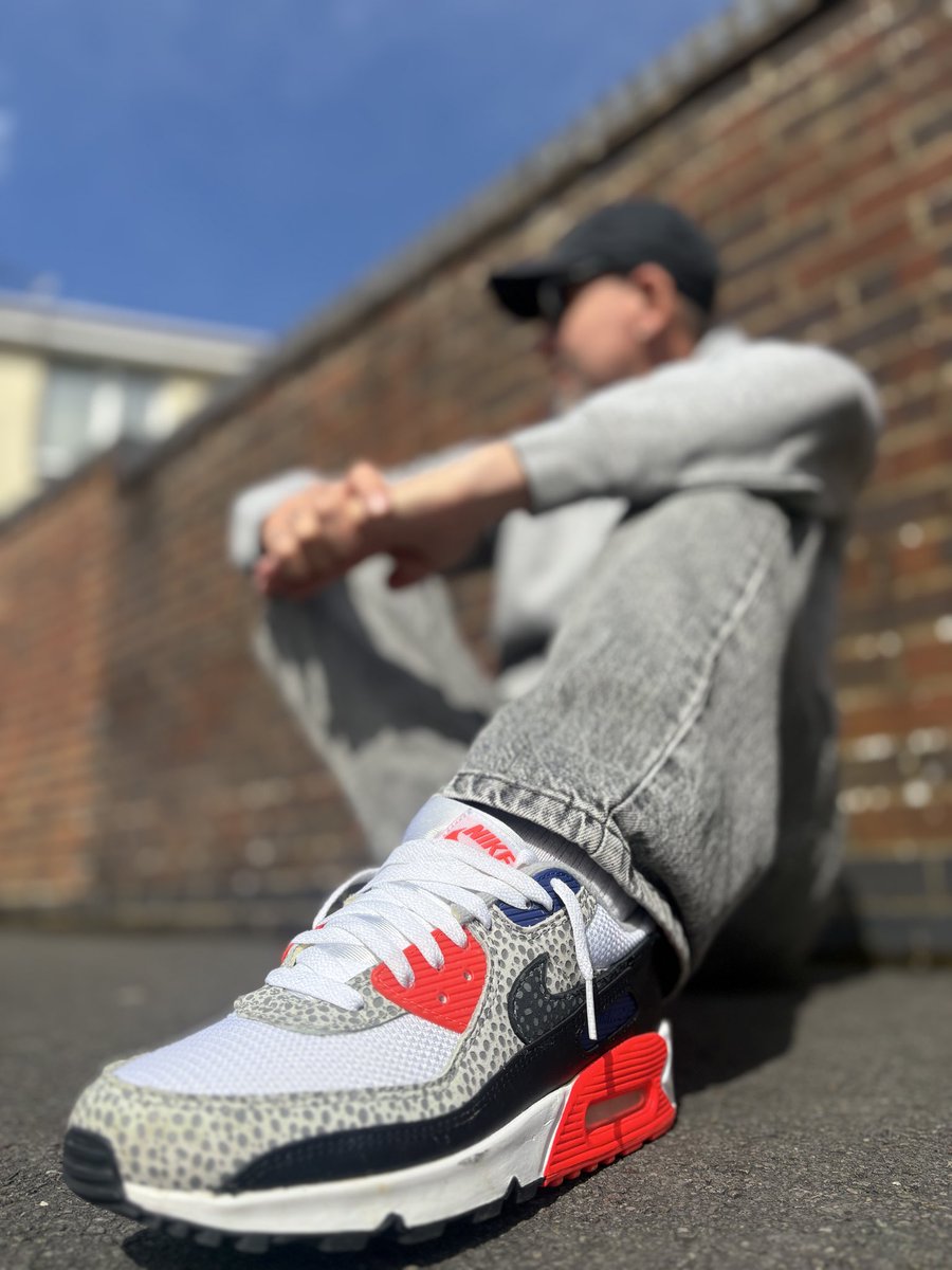 ryanskicks1's tweet image. #KOTD  the 2023 #airmax90 kiss my airs are one of my favorites in my collection celebrating some iconic #airmax during air max month I love them too dope🔥🔥🔥