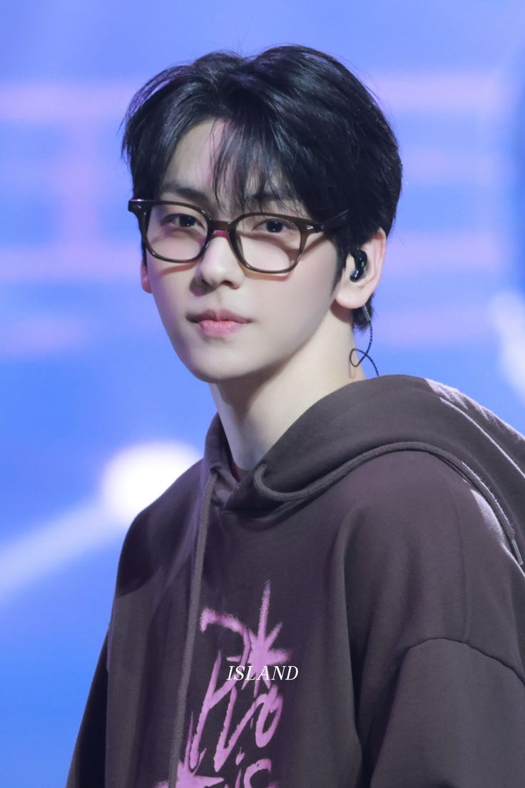 ram𖣂e⁷ REDRED.ᐟ tweet media