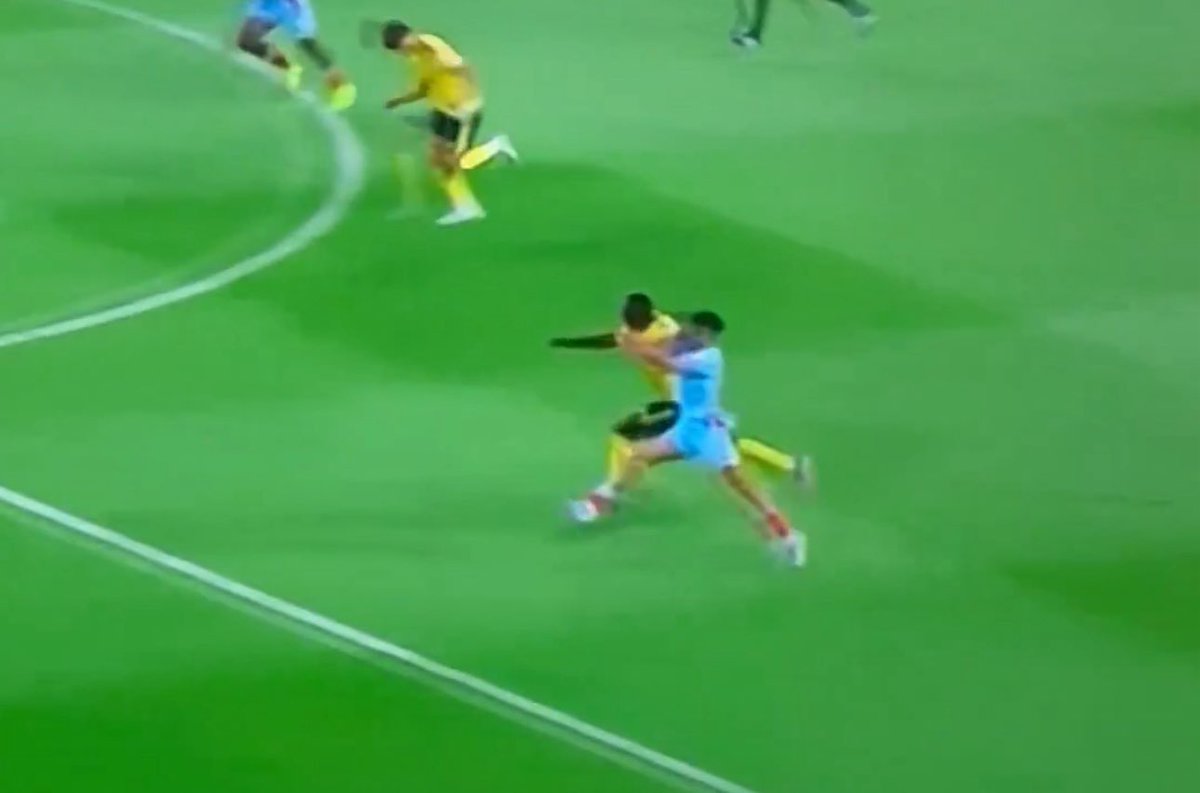 بندر الوقيت tweet media