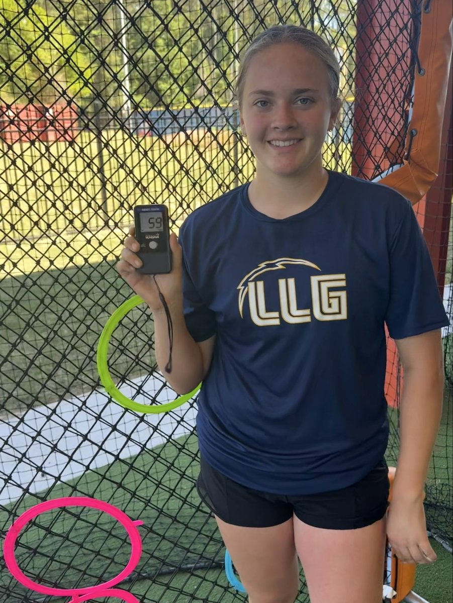 Avery Dillon tweet media