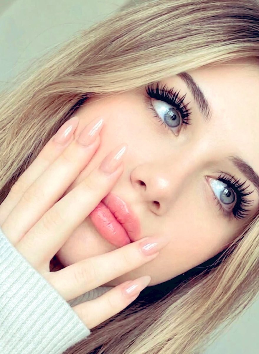 ❀𝓛𝓪 𝓛𝓾𝓷𝓪❀ tweet media