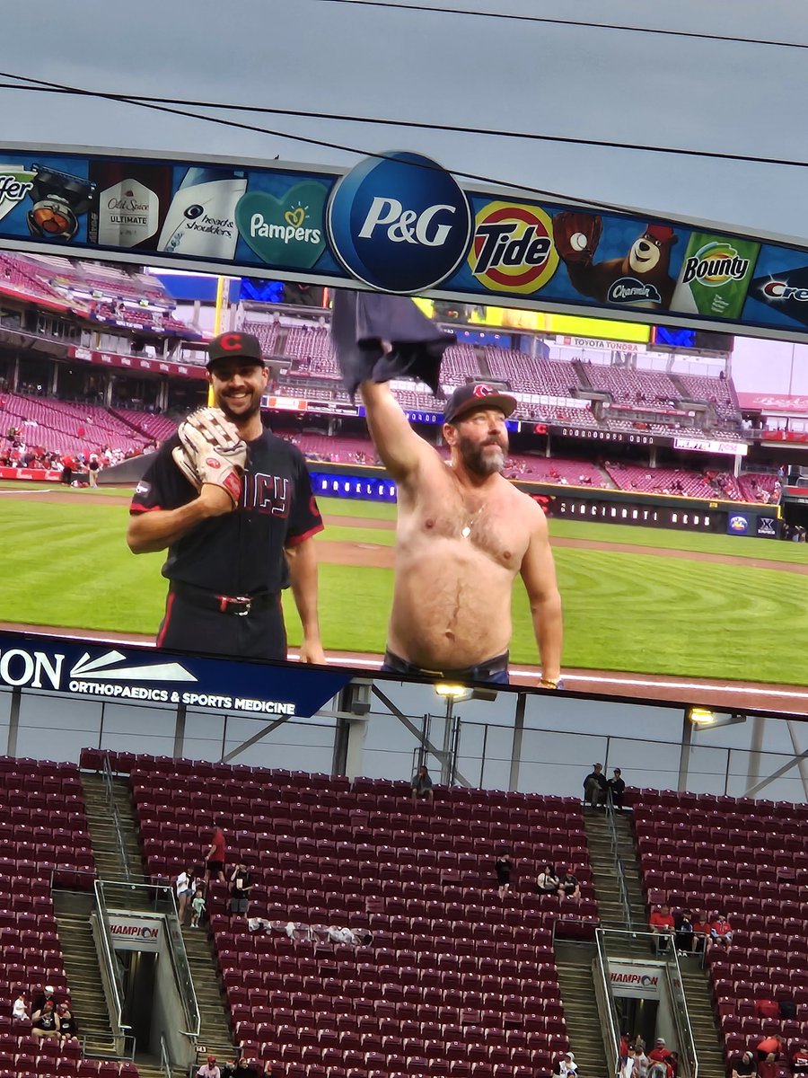 testtrack27's tweet photo. @YourFriendKyle_ Just yesterday in Cincy bruh https://t.co/aq7eaa8adh