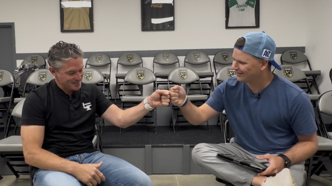 Riley James tweet media