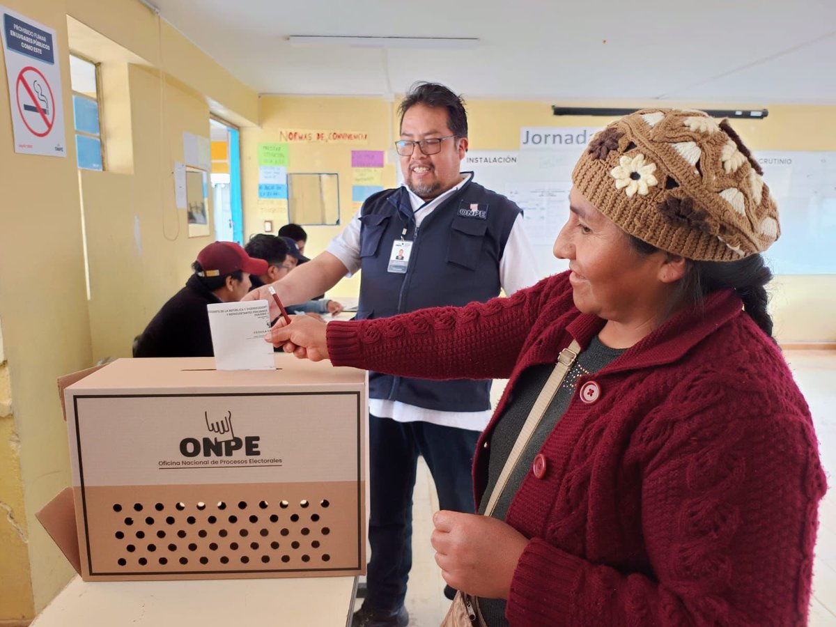 Embajador Navarro tweet media