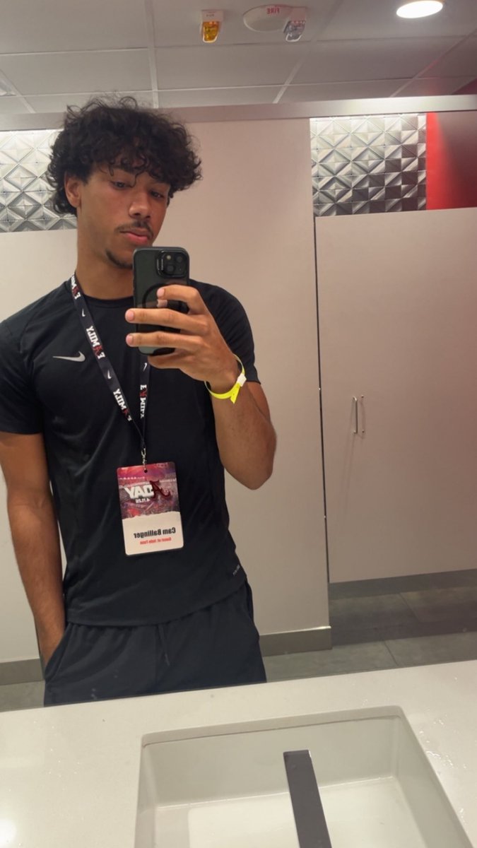 cam_ballinger's tweet photo. Had a great visit at the university of alabama today! @DexPreps @RivalsHS @DownSouthFb1 @AL5AFootball @RTRnews @BamaPrepsFB @5StarFBRecruits https://t.co/4FzRy7V3VL