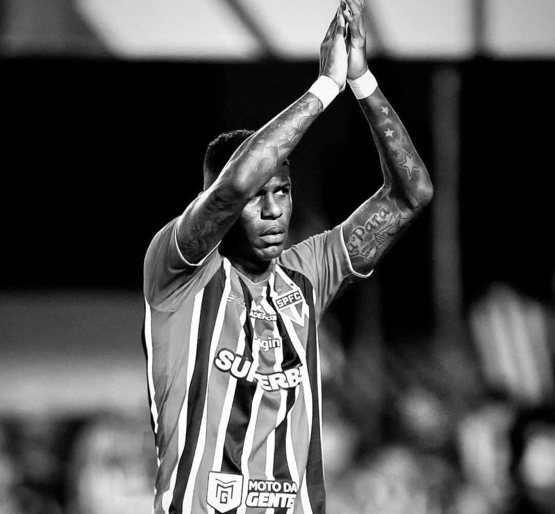 Senso Crítico ⚡ tweet media