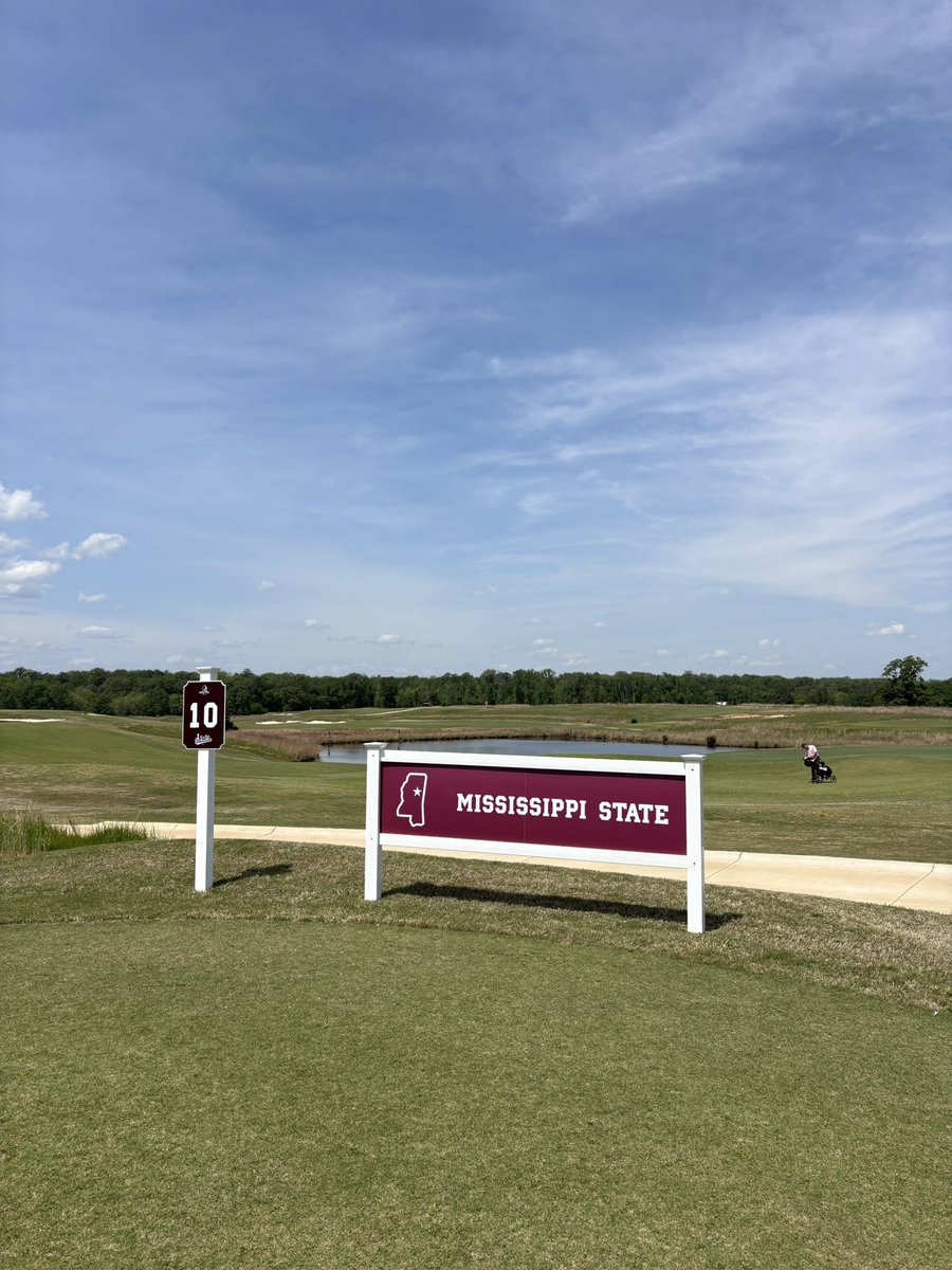erand07's tweet photo. Wild this is my 4th Mossy Oak Collegiate 

Come watch some Golf! 

Monday 8am-6pm
Tuesday 8am -3pm 

Mossy Oak Golf 

@HailStateMG https://t.co/sRgaXqK0sw