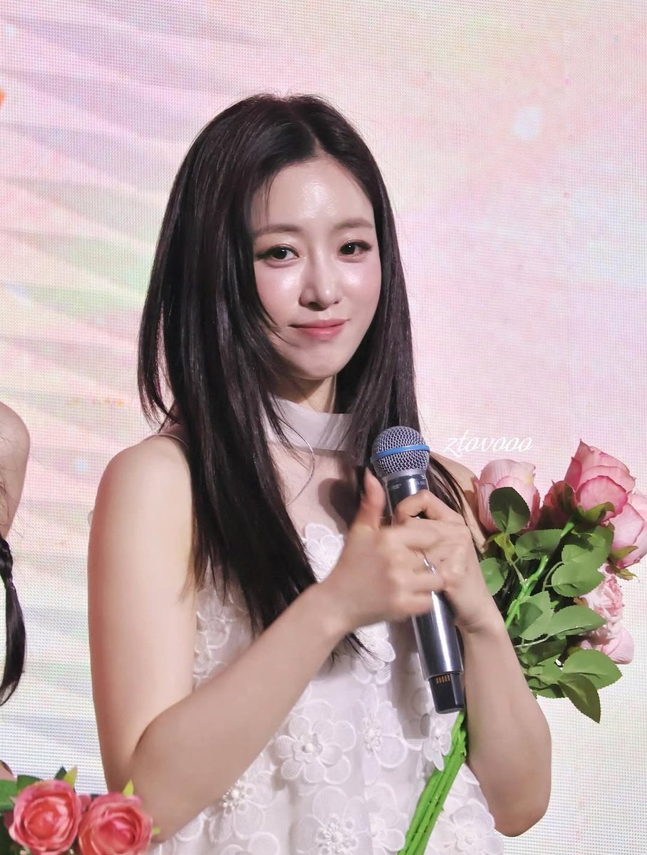 Thaeng012's tweet photo. 러블리 그자체인 사람🩷
은정님이 너무 좋아 https://t.co/uAQOufi6OG