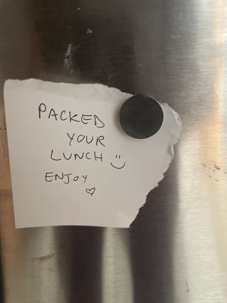 nrvoushabits's tweet photo. mike always leaves cute notes like this everywhere around the house 
i love domestic byler so so much https://t.co/DydoxcjODK
