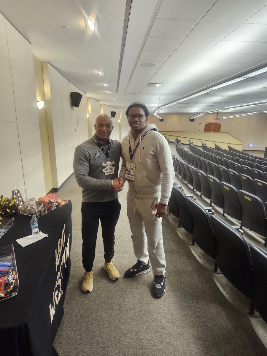 Isaac Johnlewis tweet media