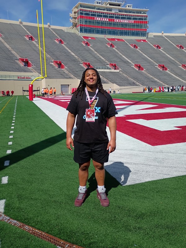 LavoeZachery52's tweet photo. Thank you @MattWilsonDPP @Coach_PatKuntz @Coach_Bostad @CCignettiIU and the entire Indiana staff for an amazing visit. Looking forward to building a stronger relationship. @CoachHarris28 @NickHaydenWI @tommy_noennig15 https://t.co/MESn0lqLdX