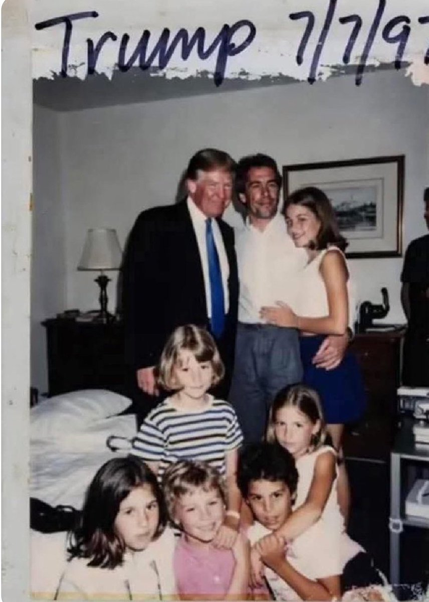 گُردآفرید tweet media