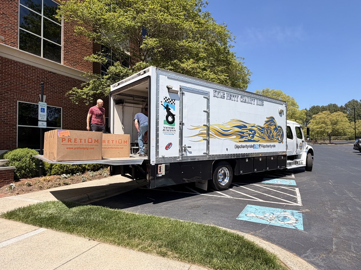 Kyle Petty tweet media