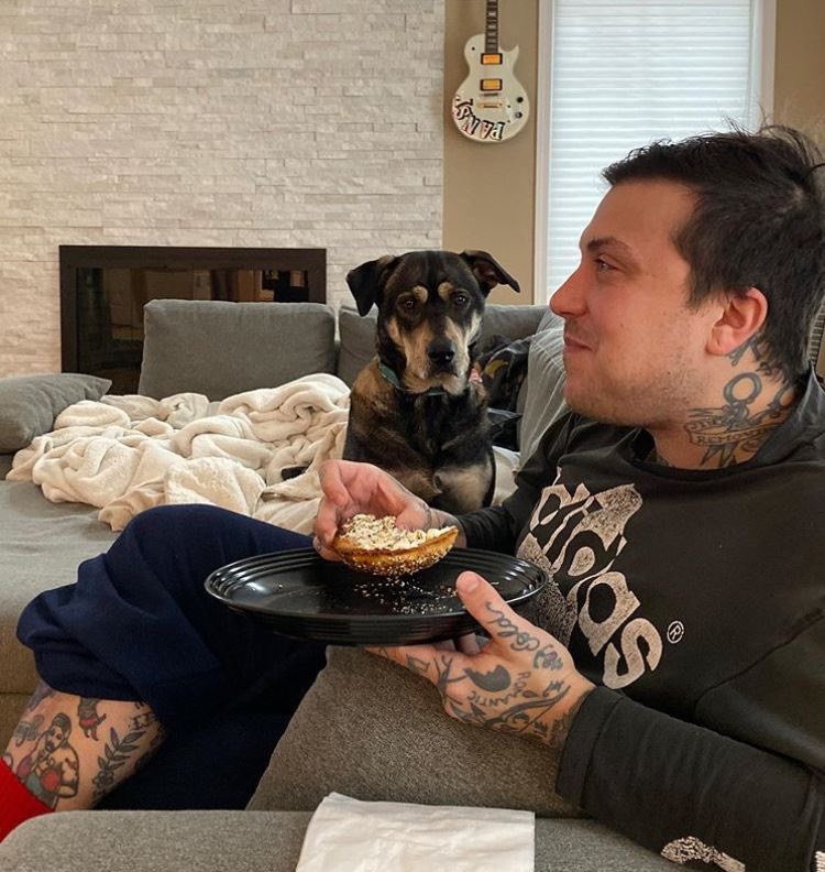 Mcr Crave tweet media