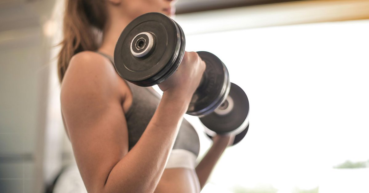 FitnessHacks101's tweet image. The Surprising Brain-Health Benefits of Weightlifting 🧠💪 Discover how lifting weights can boost your mind as well as your body! Read more: psychologytoday.com/gb/blog/the-mo…

#BrainHealth #Weightlifting #FitnessHacks #MentalWellness #StrengthTraining #HealthyMind #WellnessJourney #FitLife