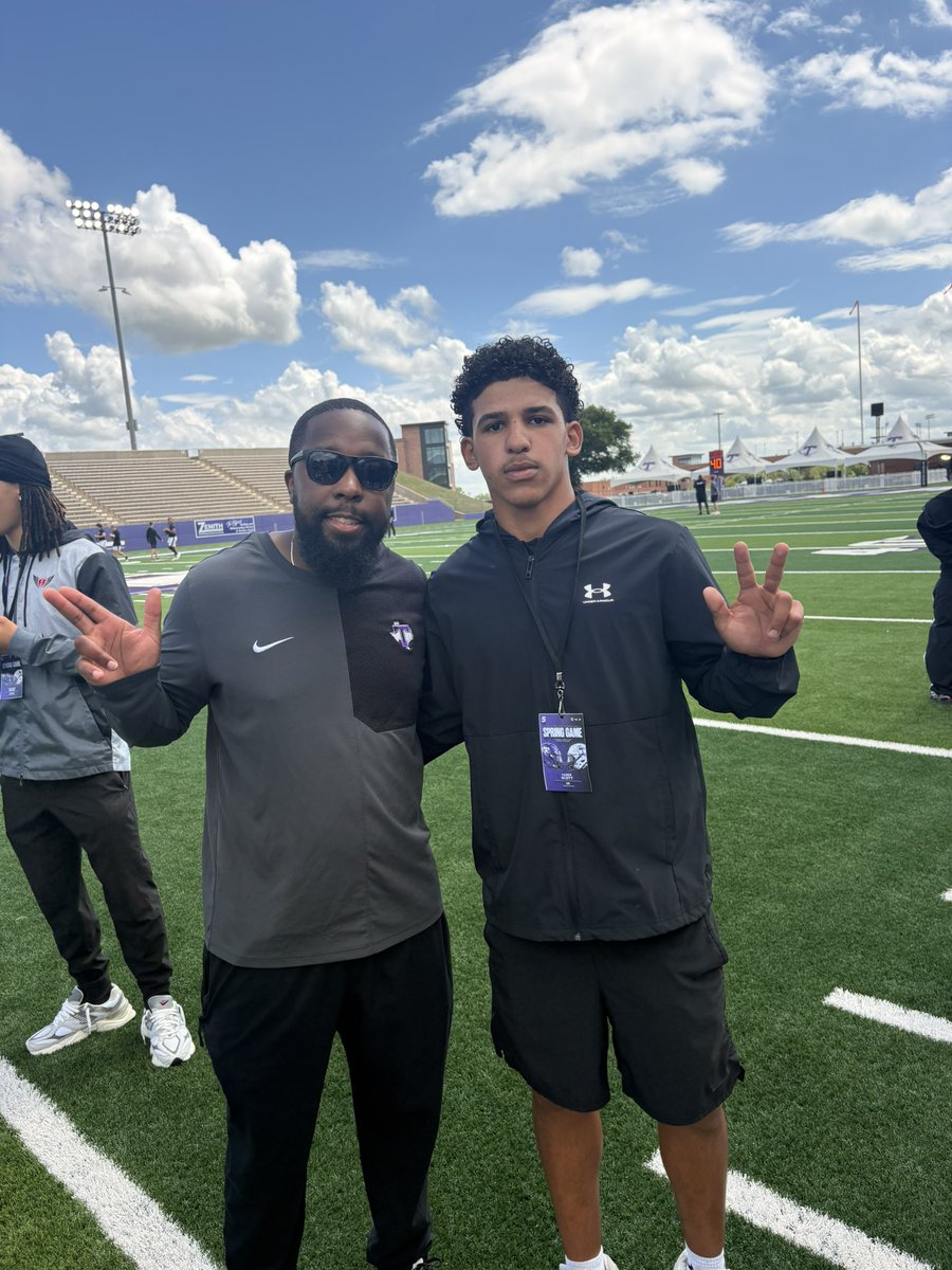cadenscott_10's tweet photo. Had an amazing time at @TarletonFB. Enjoyed touring the facilities and watching the spring game. Great overall day, can’t wait to be back this summer!

@CoachBrass3 @Coach_Sims1 @CoachAphill 
@Dmack212006 @CoachWoodard13 https://t.co/Z6Qh5WKYPt