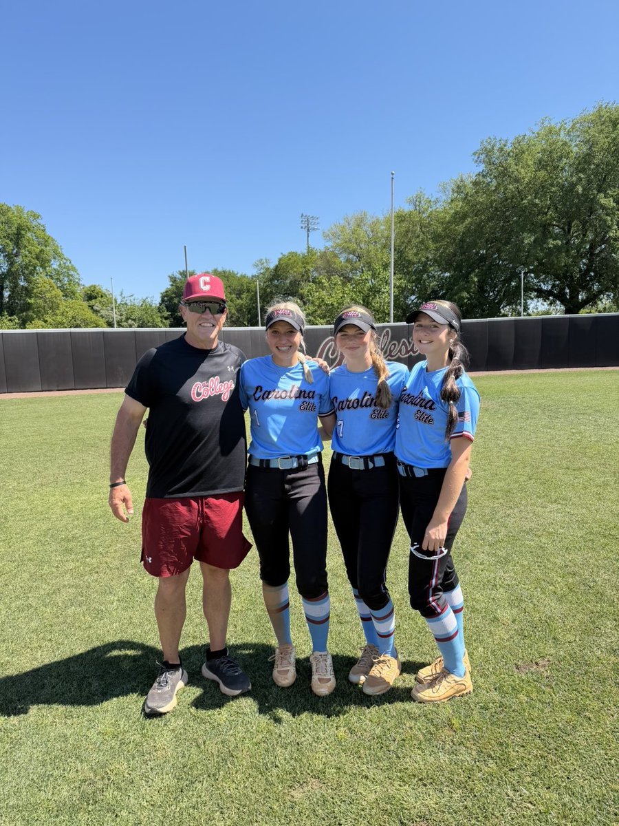 Hay_Carner's tweet photo. Had a GREAT time at my first @CofCSoftball camp! Loved getting to work with the new staff. Can’t wait to work with you all again soon!! #🅱️E ELITE‼️ @MaggieMrowka @SidwellRob @RachelWarrens @coachcrawford4 @CESCRWZ @StagSoftball @JRWZ5205 @PampUSC1 @dugerl322 @coach_ruechel @leobsbl