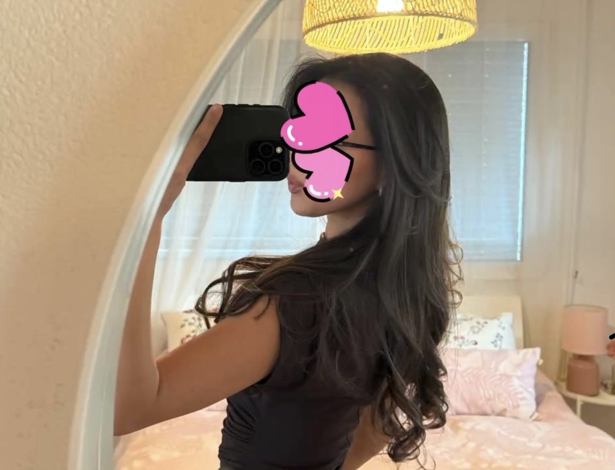 💕🌷🍉🦩 tweet media