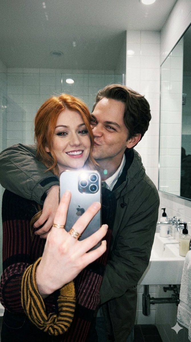 Mrs Langdon 🖤 tweet media