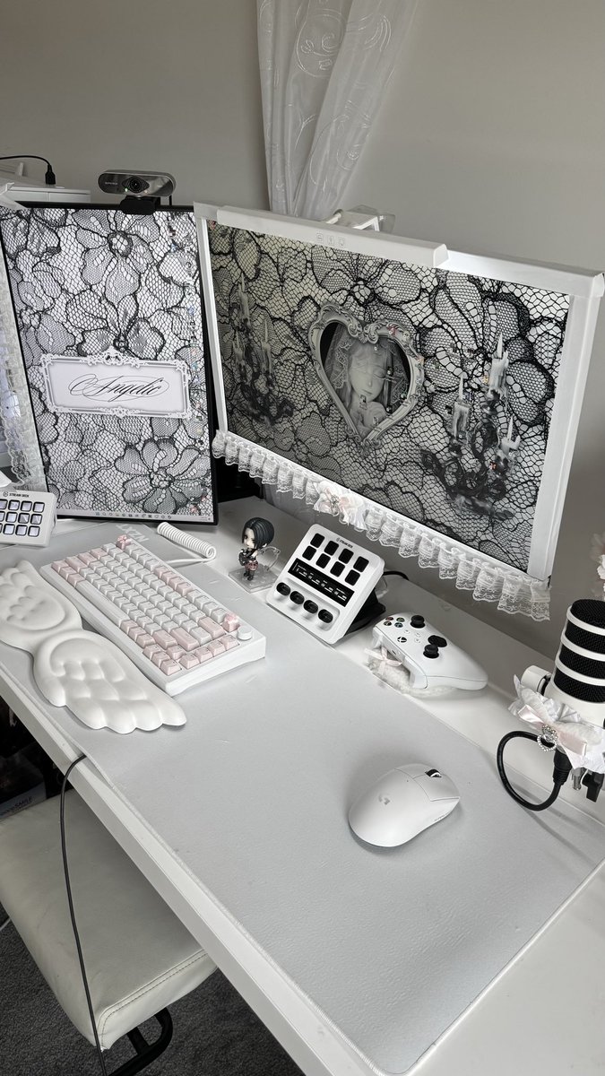 𝔪𝔬𝔠𝔥𝔦 🗡️ tweet media