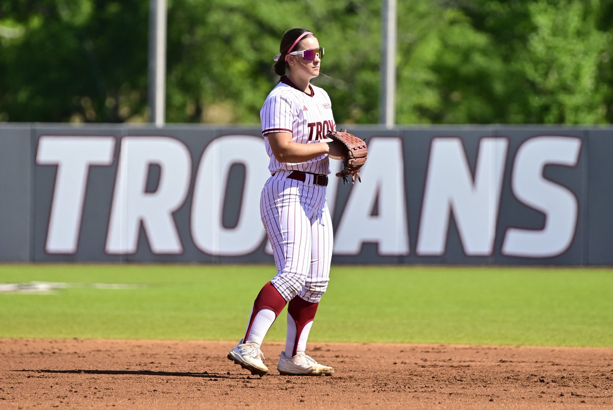 TroyTrojansSB's tweet image. The calm before the storm.

#E³ | #OneTROY ⚔️🥎