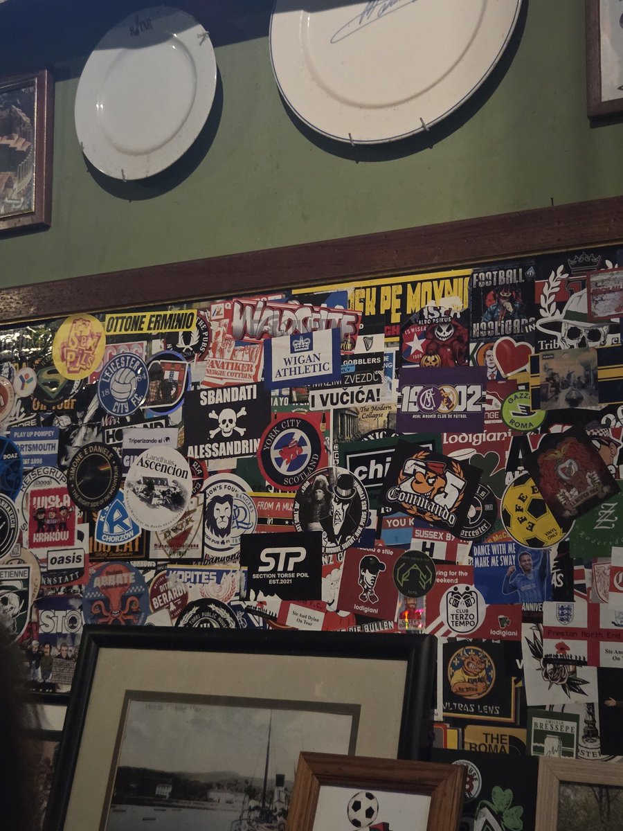 BethAshcr0ft's tweet photo. Shamrock Pub in Rome 🤣 someone's been recently 👀 #wafc https://t.co/AK1wgQuMiL