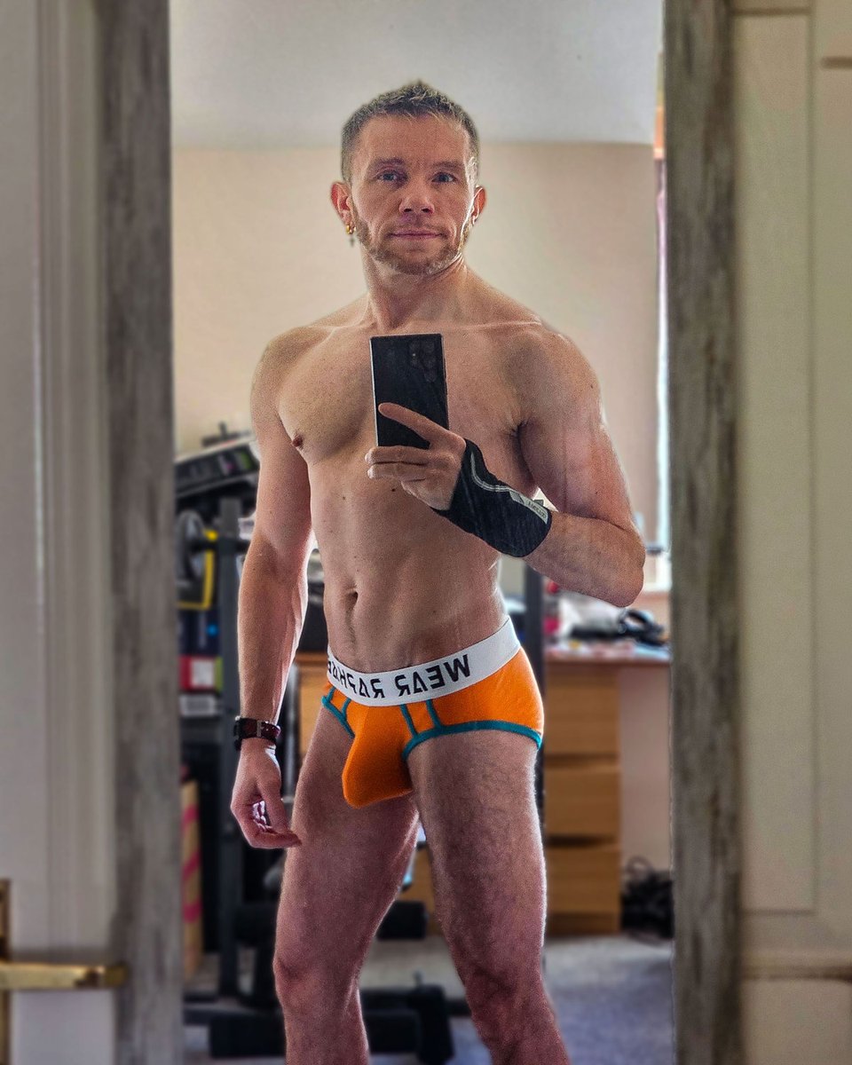 raphael_sebrala's tweet photo. #me #myself @WearRaphael #briefs #underwear https://t.co/mMSbixcff4