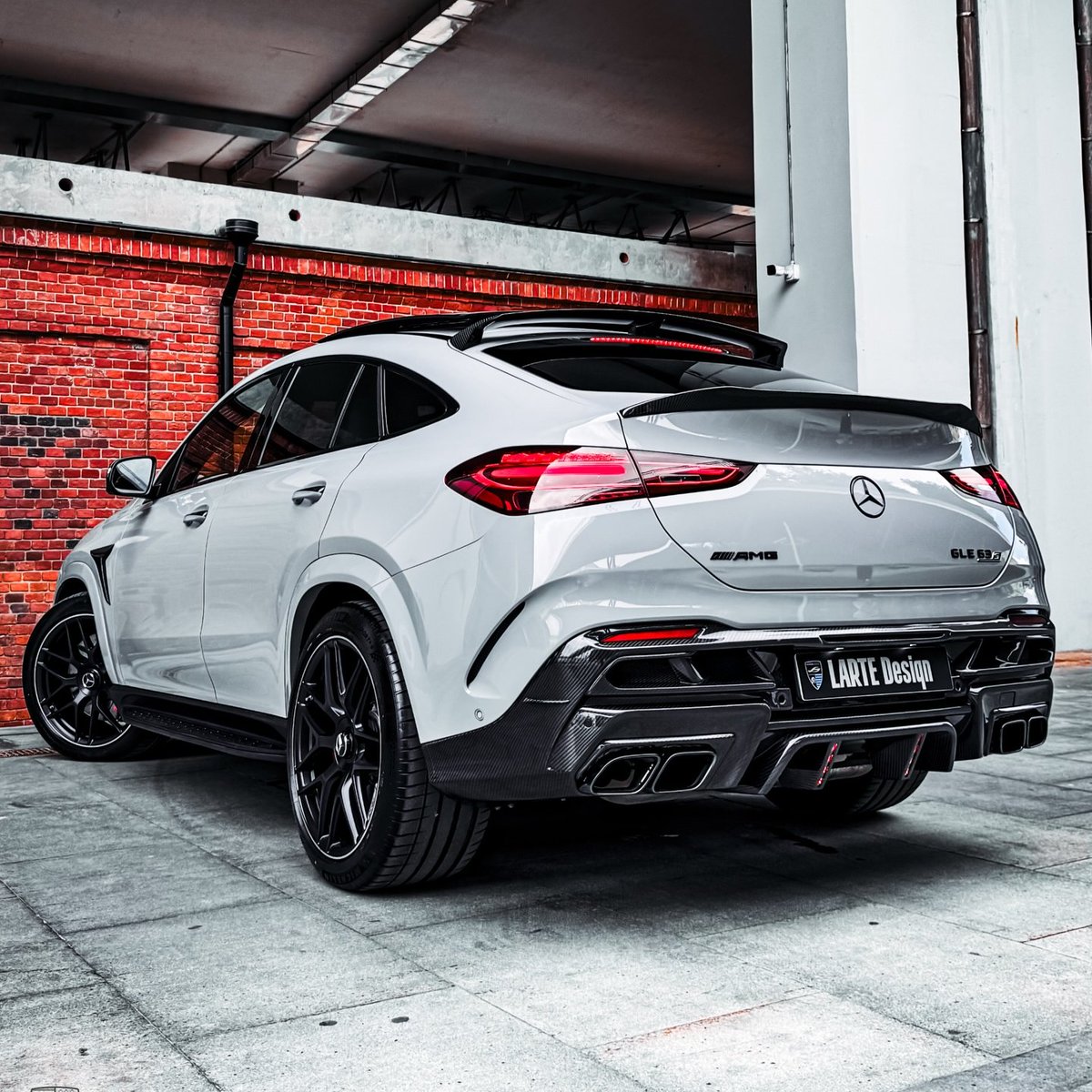 We love cars ❤️ tweet media