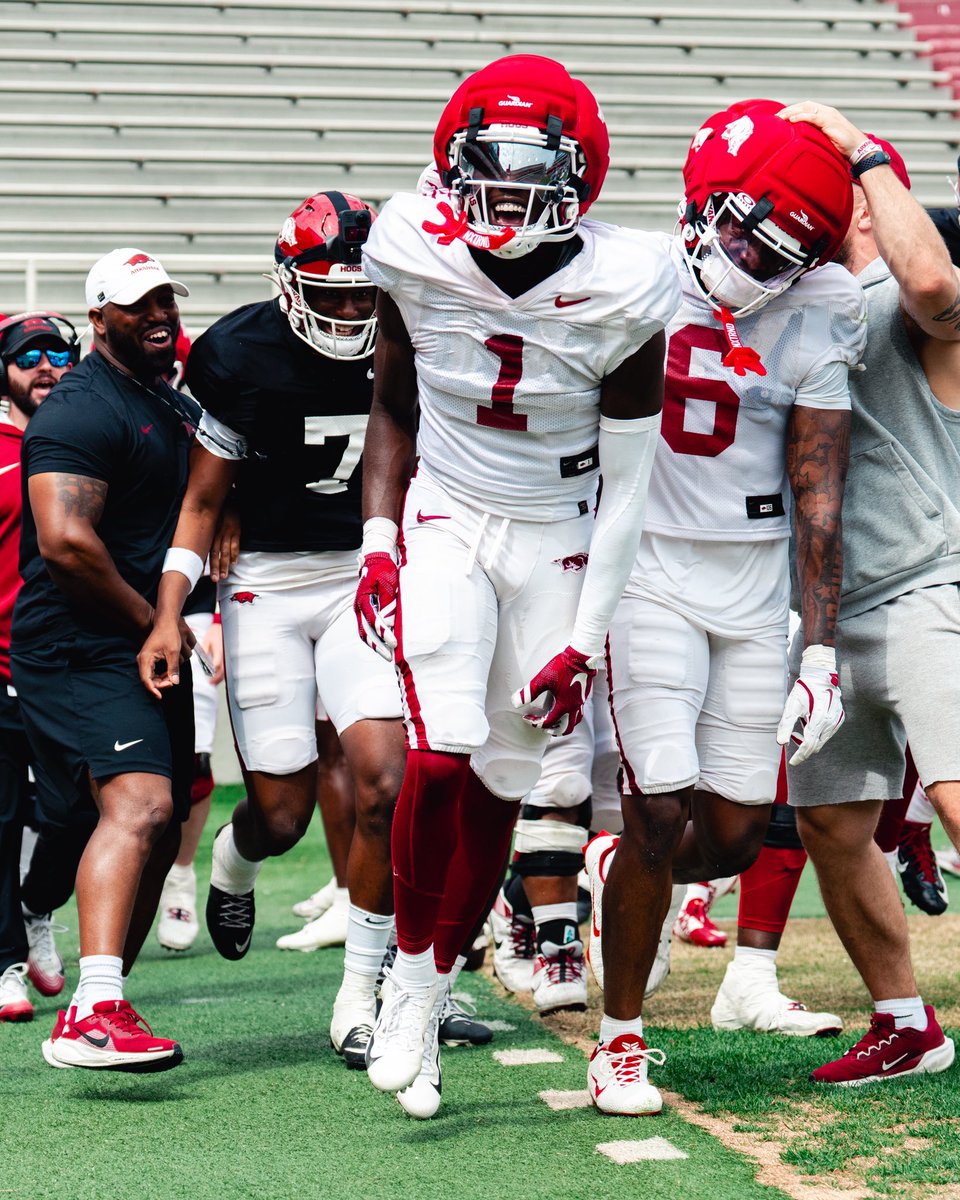 Arkansas Razorback Football tweet media