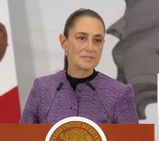 —No logro sentir conexión con ninguna.
—Márcale a tu ex.
