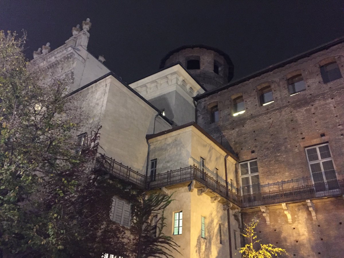 MarkWerling5's tweet image. Marie Jeanne of Savoy was born today in 1644.  

She lived in the Palazzo Madama in Turin.  #Savoy #Turin #Torino