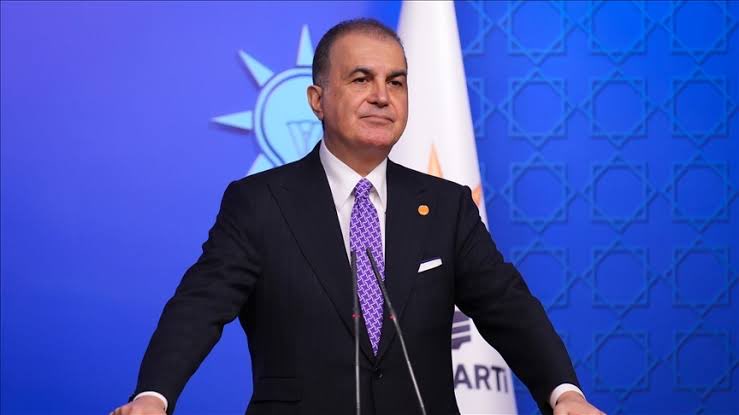 "KATLİAM ŞEBEKESİ YARGILANACAK"

🗣 AK Parti Sözcüsü Ömer Çelik: "Cumhurbaşkanımız bu katliam şebekesiyle mücadele eden bir durumda. Soykırım sorumlusunun Netanyahu olduğunu ve hesap vermesi gerektiğini en başta Cumhurbaşkanımız söyledi. Netanyahu'nun sürekli olarak