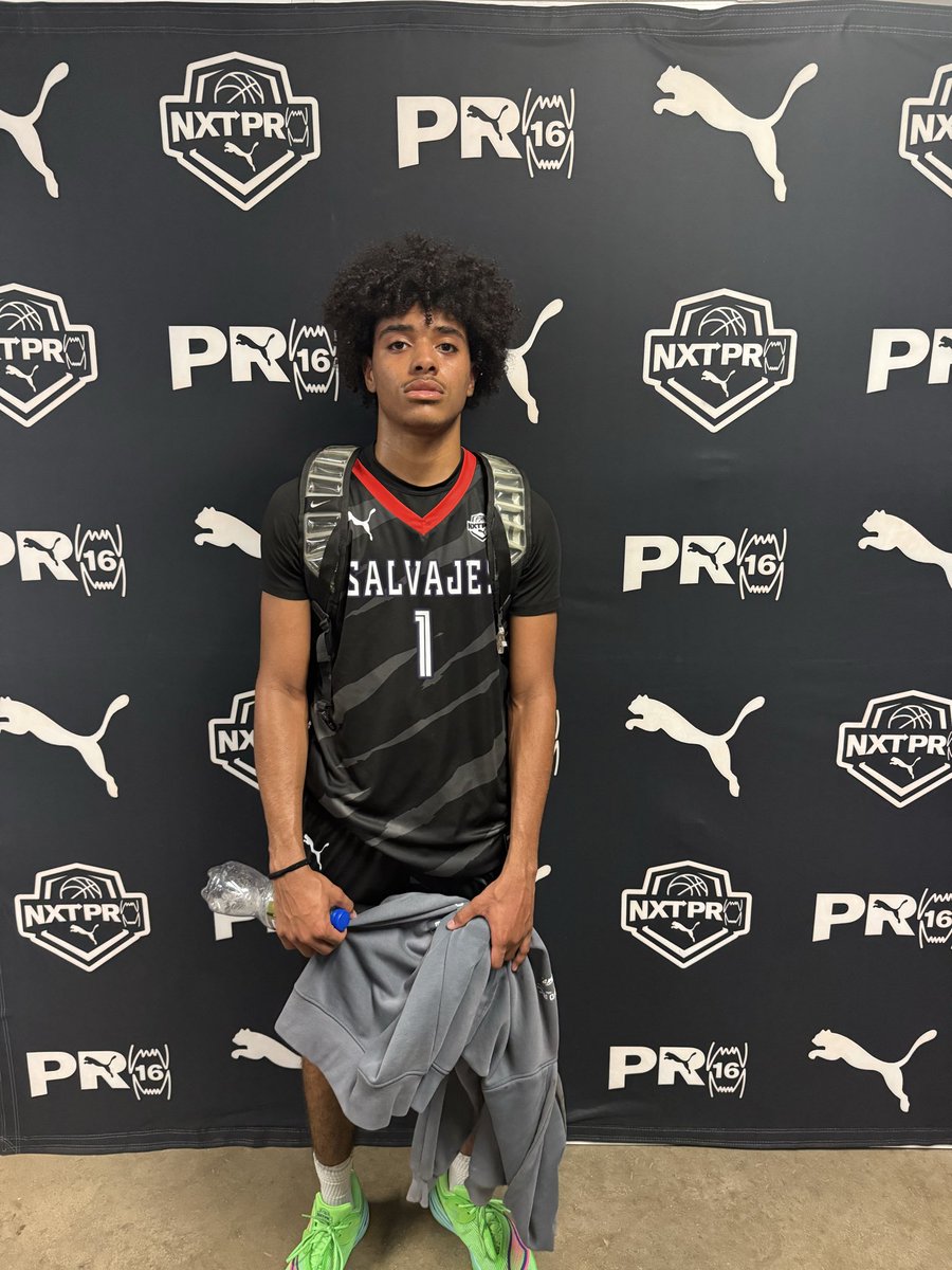 klewisscouting's tweet photo. Kenneth Mitchell is an aggressive 3-level scorer. Constantly looks to push pace and split defenders. Thrives in transition. Willing passer who finds open teammates in both the open floor and half court. At his best getting downhill with juice off the dribble. Competitive edge shows on both ends when locked in.

@NxtProHoops 
@KennethM1tch3ll