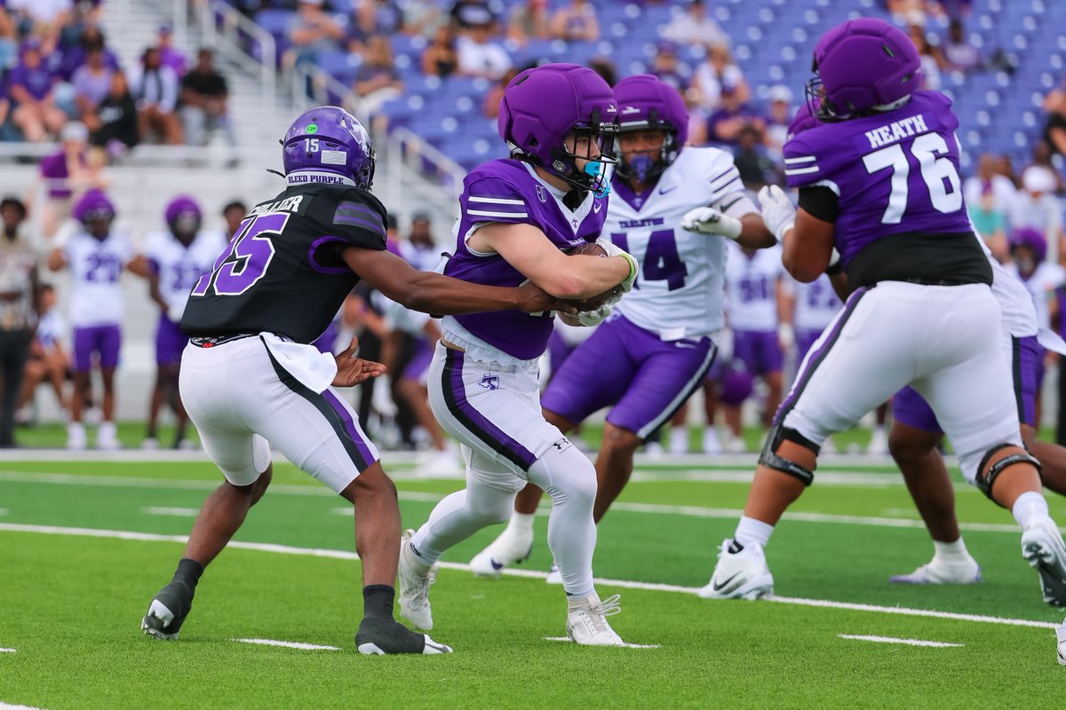 TarletonState's tweet image. The best is yet to come! 💜

#TarletonState #BleedPurple