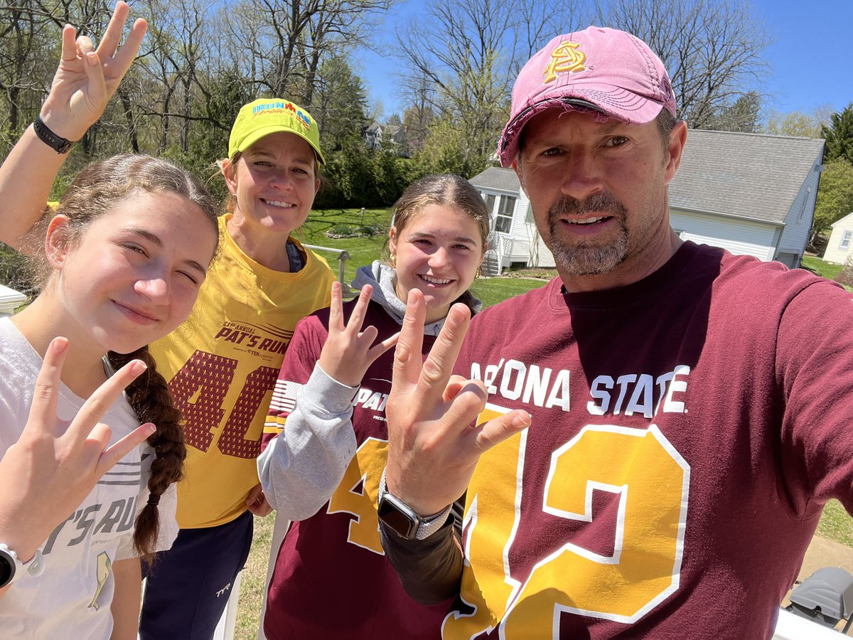 Nate Sylves tweet media