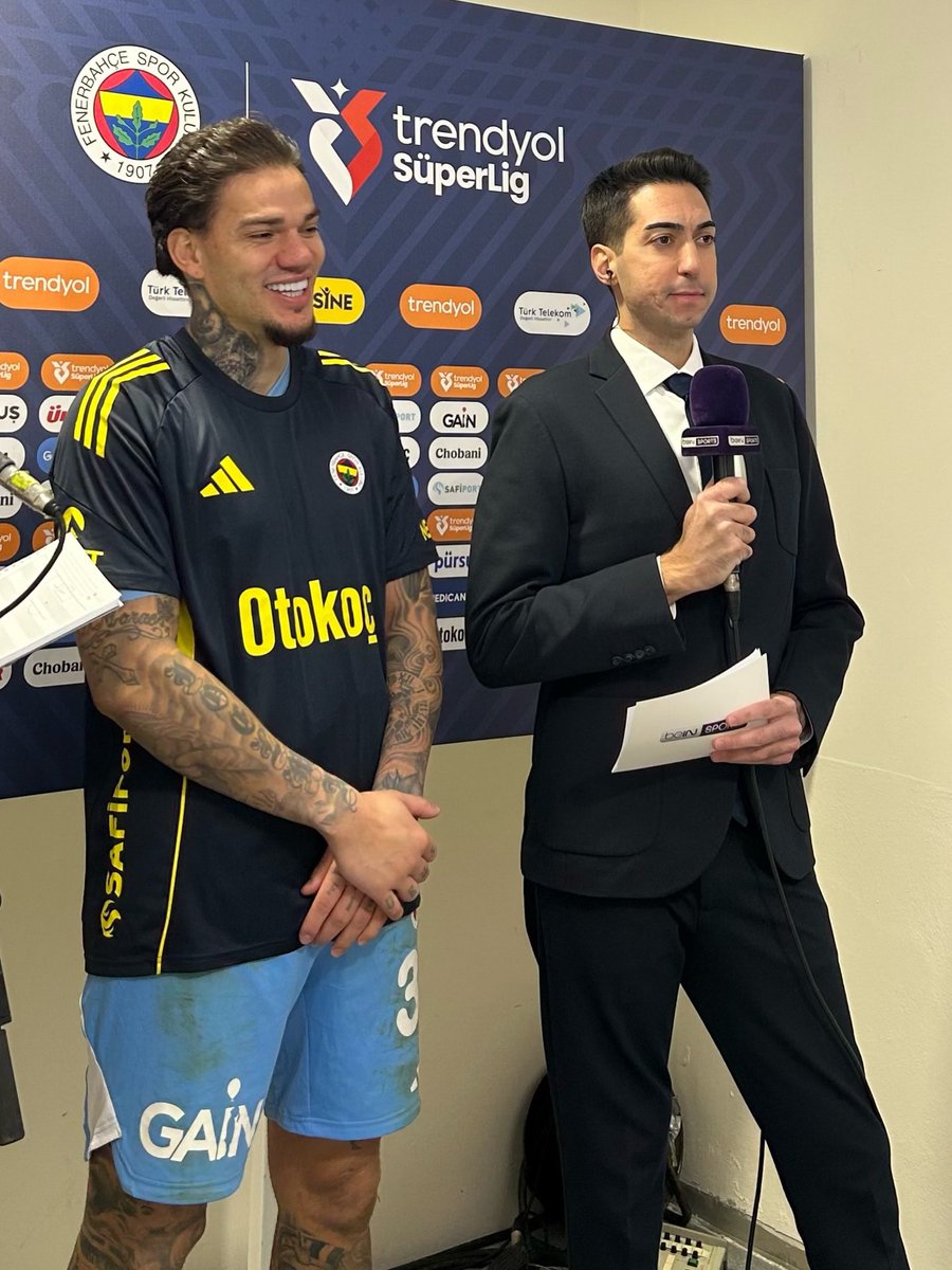 Ederson'a soruyu soran muhabir bu muhabir geçenlerde Fenerbahçe maçı öncesi koreografi'yi de sızdırmıştı oevladı!