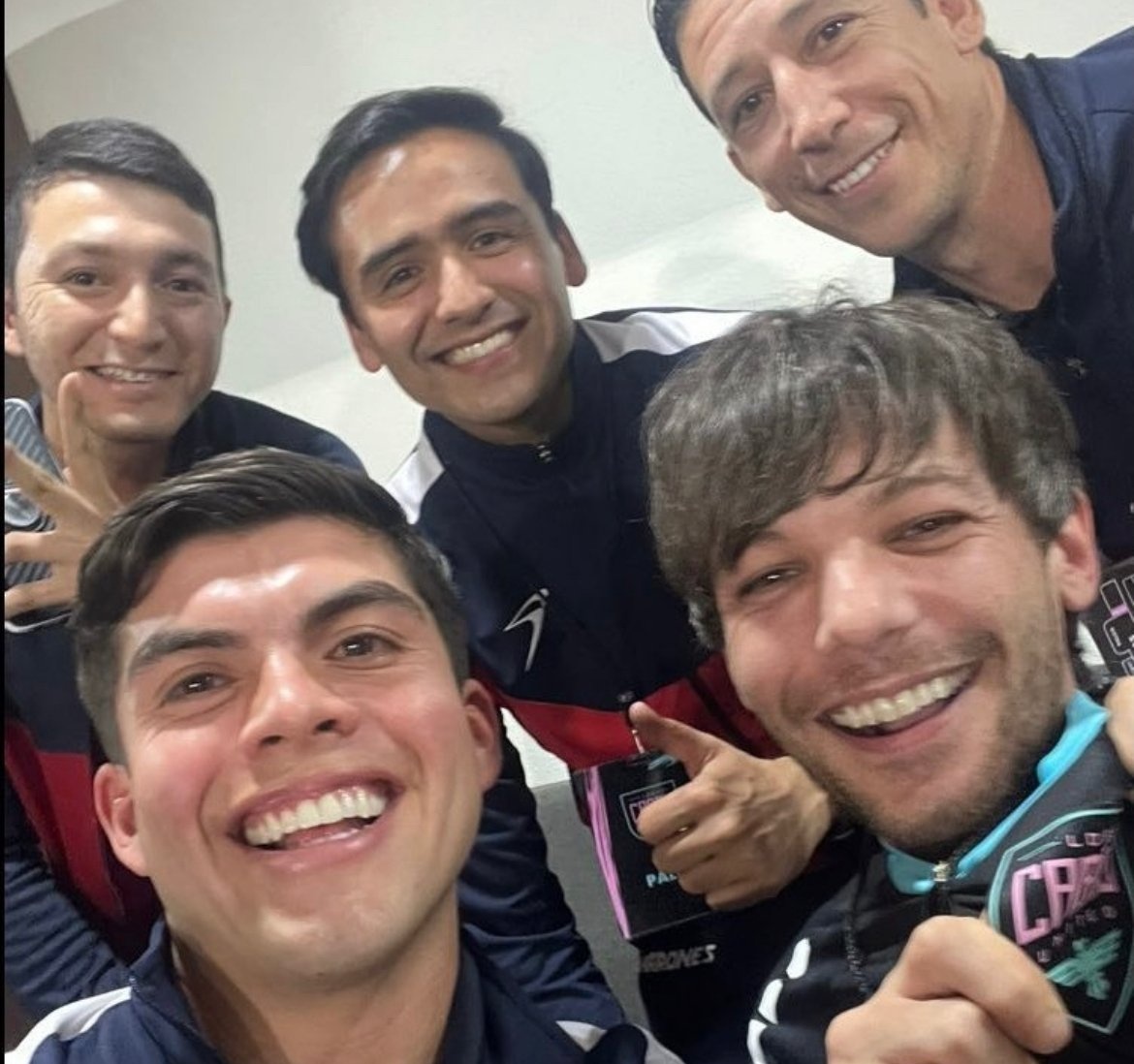 sanity ໑̣ tweet media