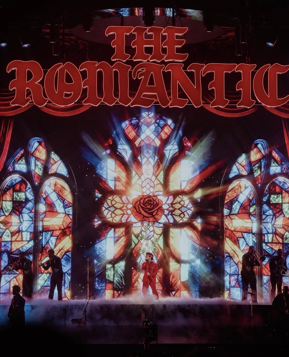 meg 🌹 tweet media