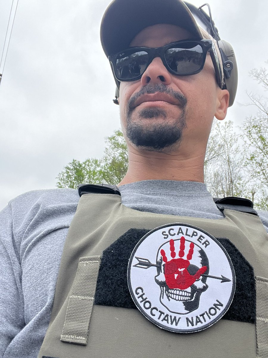 VeteranLt3's tweet image. Today was Practical Pistol Match (full size)
Stage 1

A lot of movement!

#glock19gen5 #tribe #train